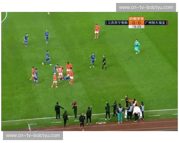 巅峰对决，绿茵史诗：恒大vs苏宁视频，重温经典，点燃激情